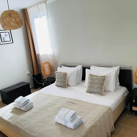 Apartment бриз 16