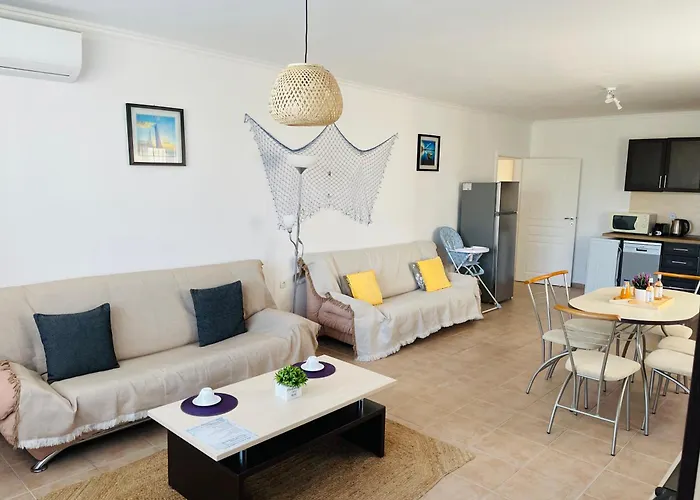 Apartment бриз 16